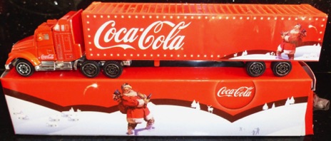 01051-34 € 6,00 coca cola vrachtwagen kerstman staand.jpeg